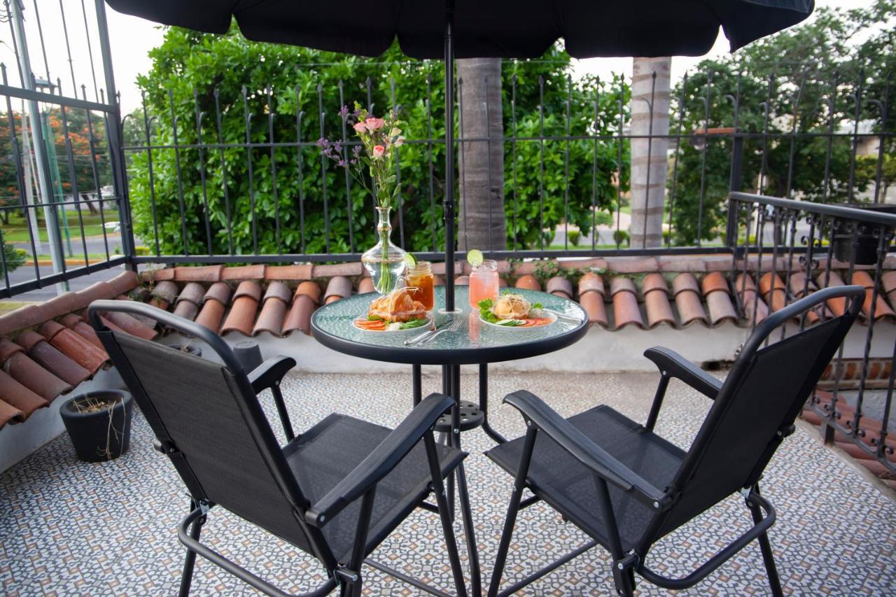 Hotel Boutique La Mansion Guadalajara Exterior photo
